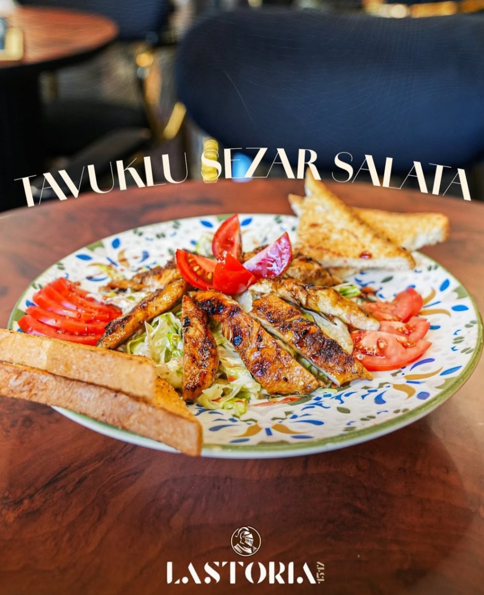 TAVUKLU SEZAR SALATA